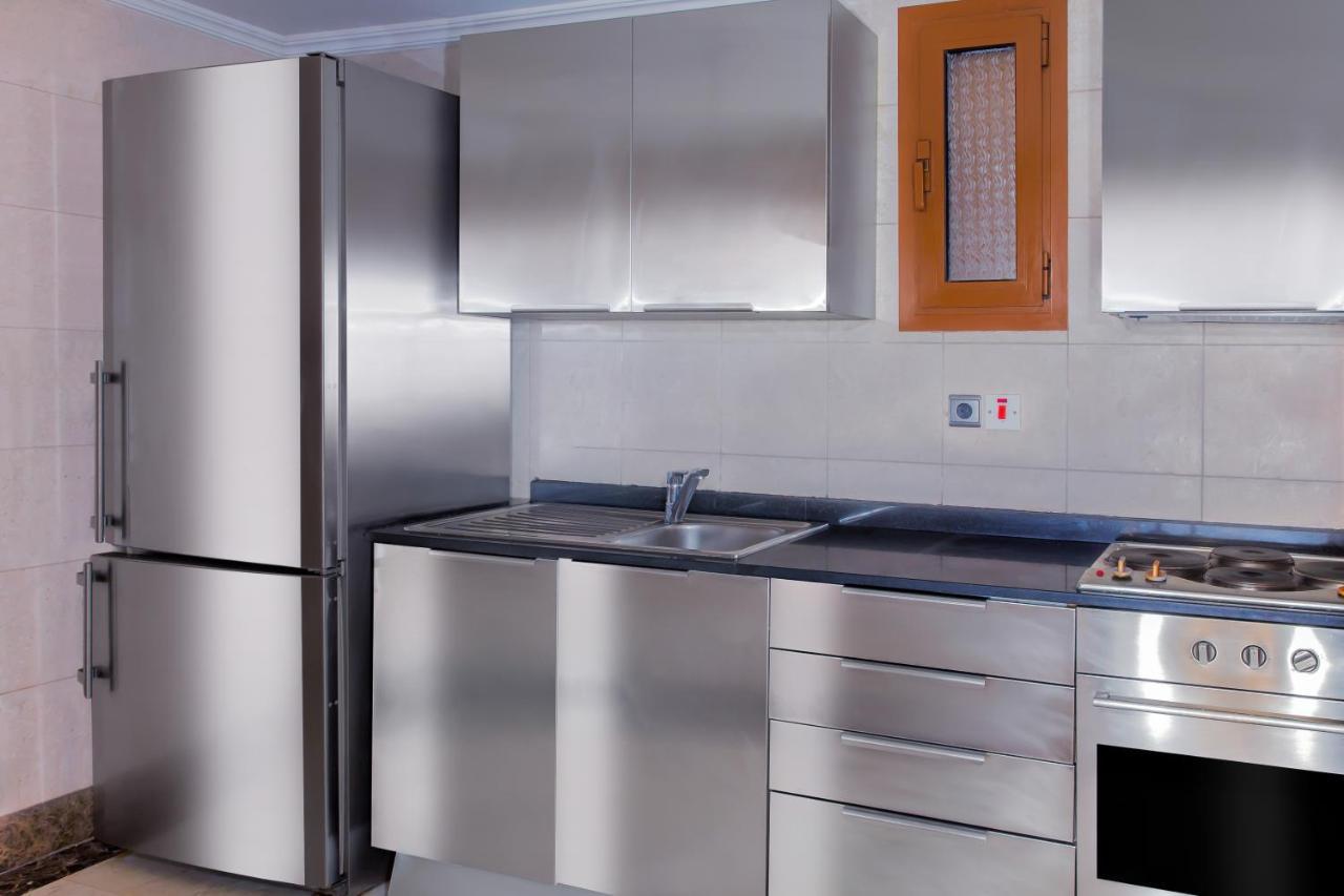 Hotel Makkah Towers Mekka Exterior foto Stainless steel kitchen