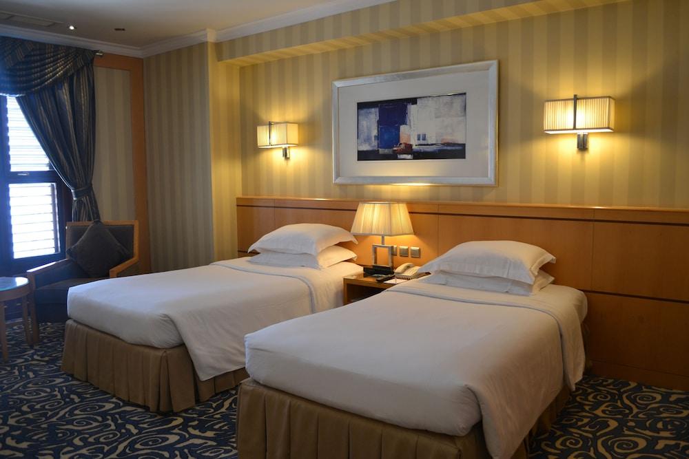 Hotel Makkah Towers Mekka Exterior foto A room at the hotel