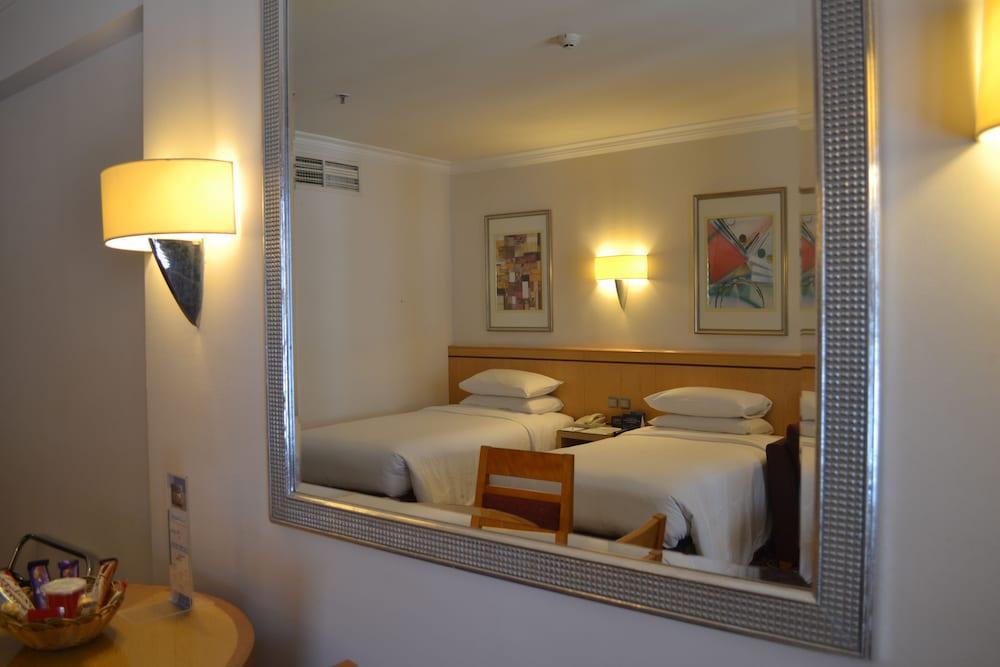 Hotel Makkah Towers Mekka Exterior foto A room at the hotel