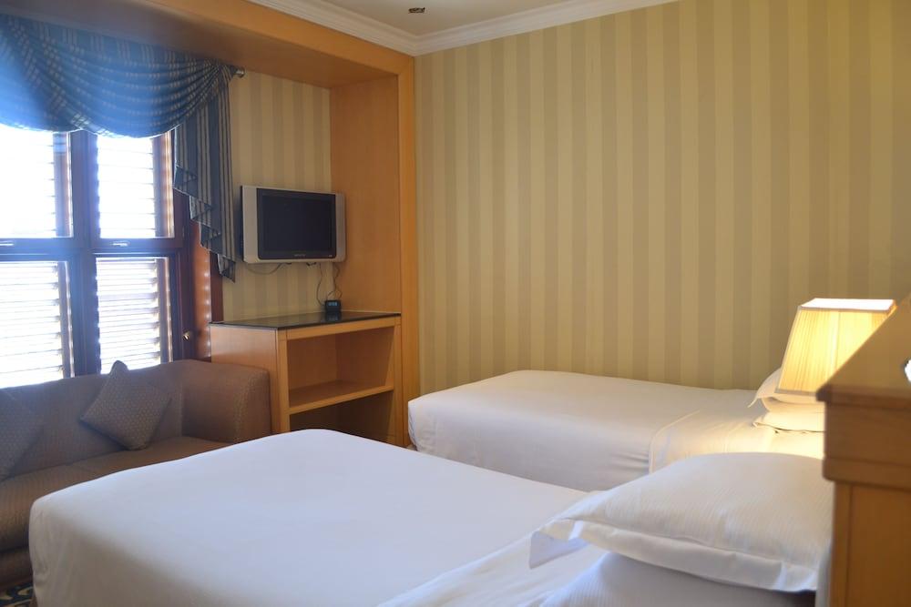 Hotel Makkah Towers Mekka Exterior foto A room at the hotel